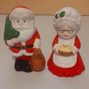 Santa & Mrs Clause Salt & Pepper Shakers